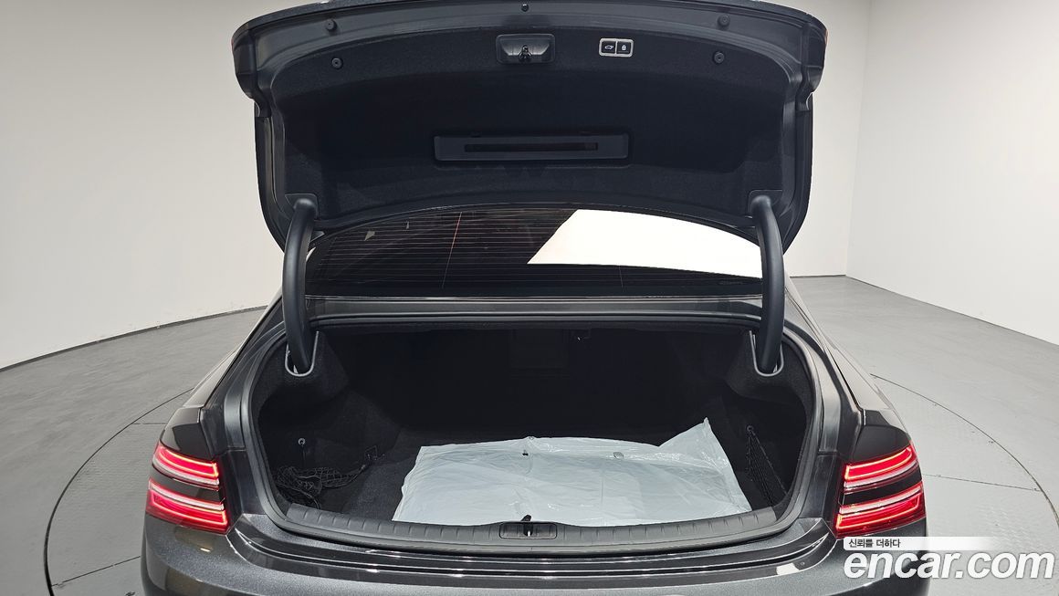 Genesis G80 2023