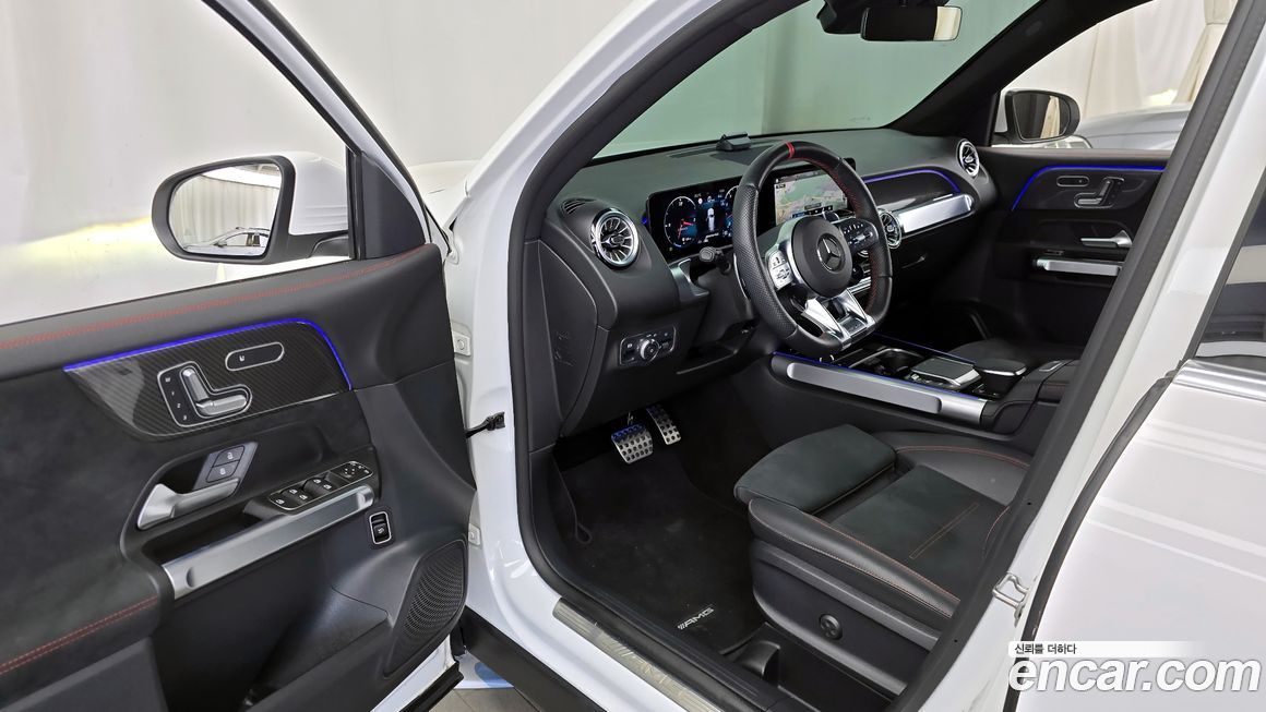 Mercedes-Benz GLB-Class 2023