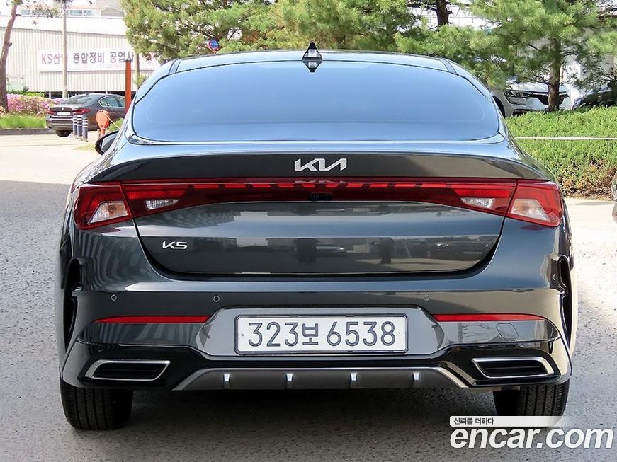 Kia K5 2023