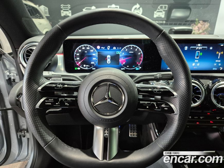 Mercedes-Benz CLA-Class 2025