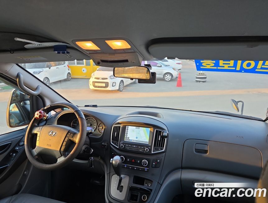 Hyundai Starex 2019