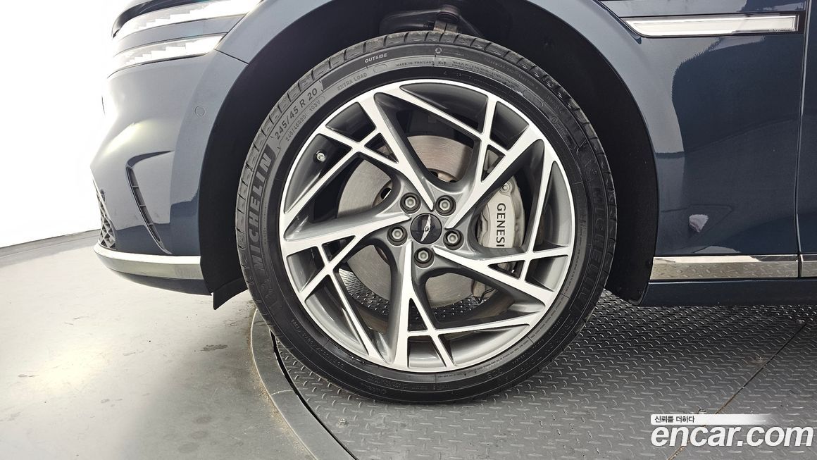 Genesis G90 2022