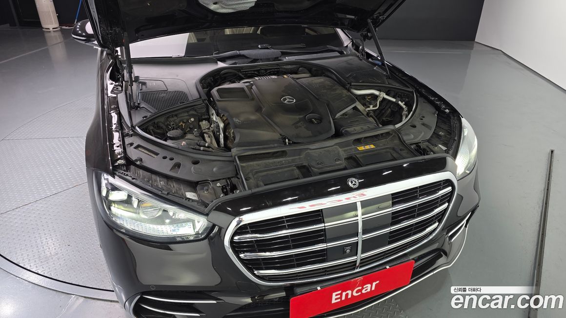 Mercedes-Benz S-Class 2021