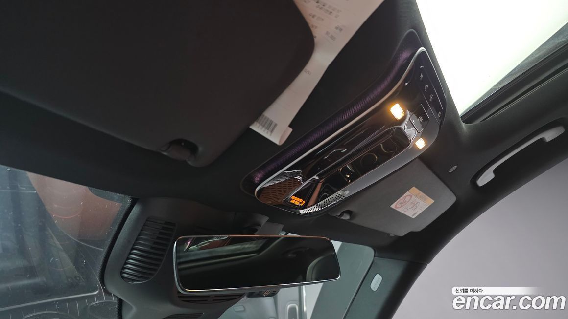 Mercedes-Benz GLC-Class 2024