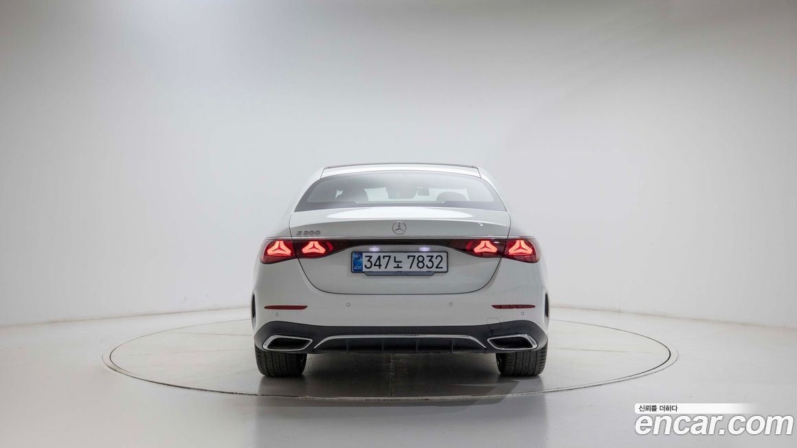 Mercedes-Benz E-Class 2026