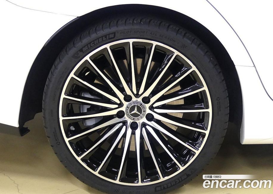 Mercedes-Benz CLS-Class 2023