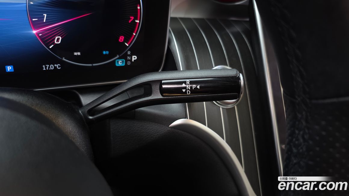 Mercedes-Benz GLC-Class 2024