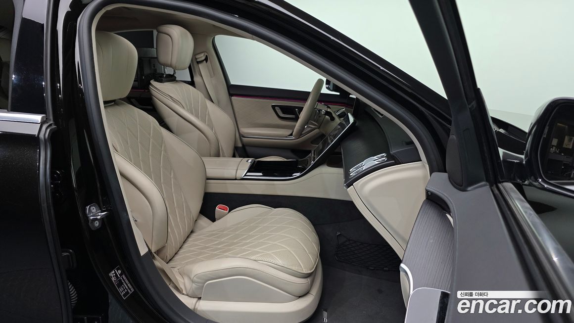 Mercedes-Benz S-Class 2021