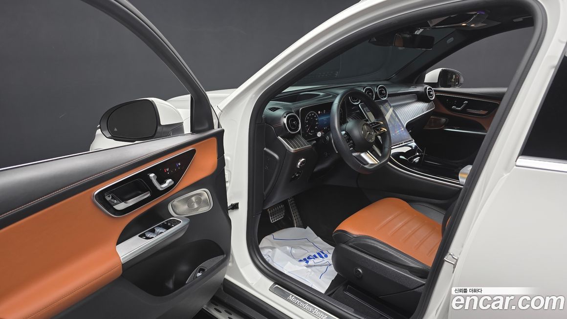 Mercedes-Benz GLC-Class 2024