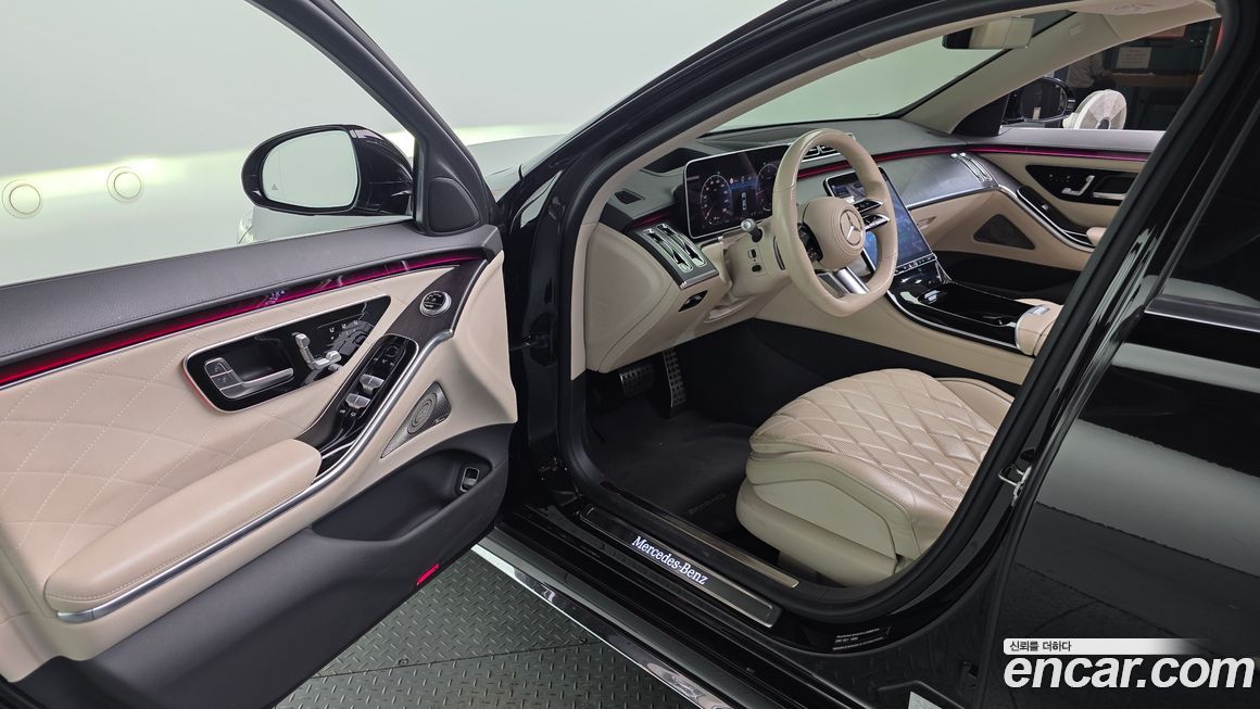 Mercedes-Benz S-Class 2021