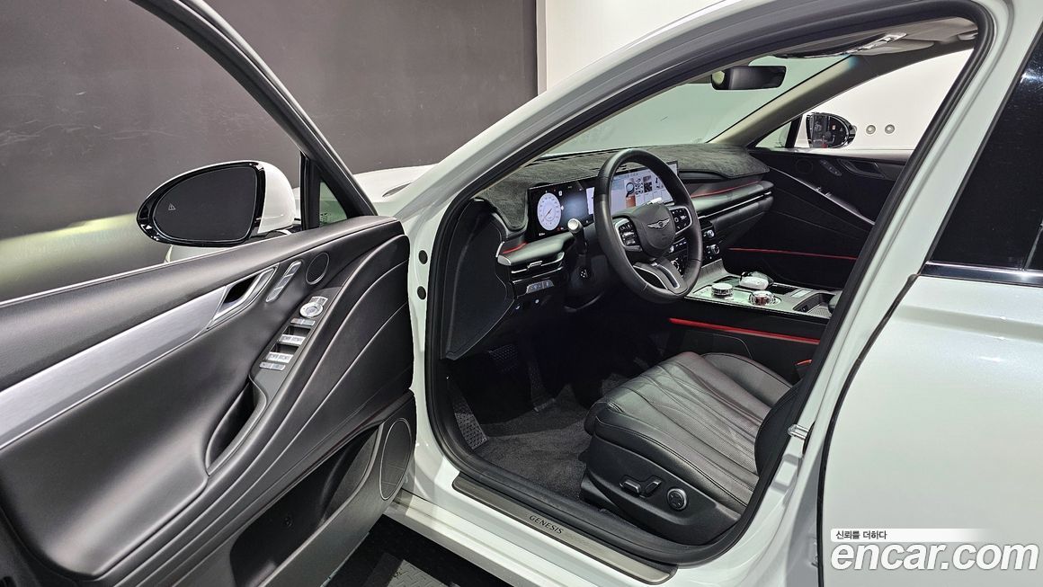 Genesis G80 2025