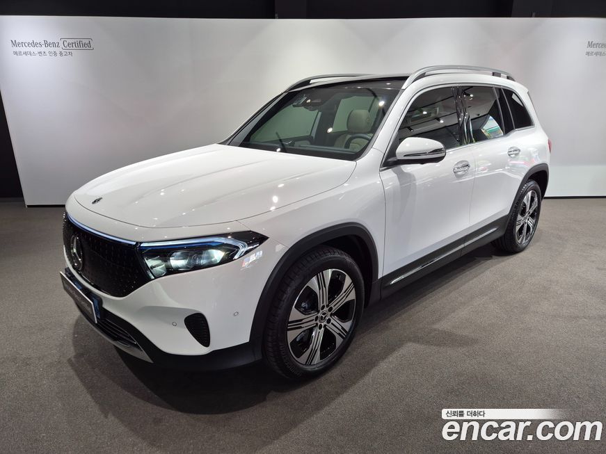 Mercedes-Benz EQB 2026