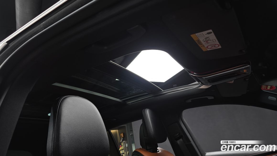 Mercedes-Benz GLC-Class 2024