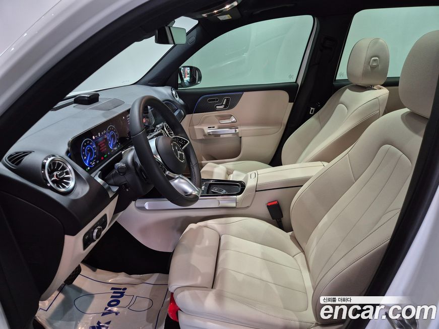 Mercedes-Benz EQB 2026