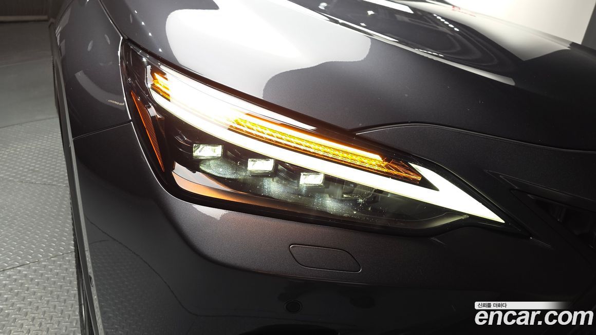 Lexus NX 2025