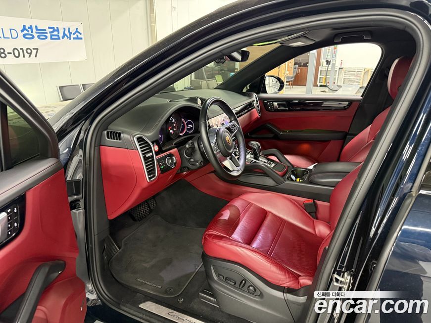 Porsche Cayenne 2022