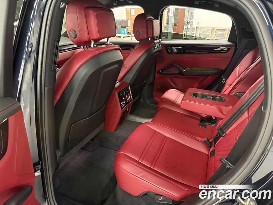 Porsche Cayenne 2022