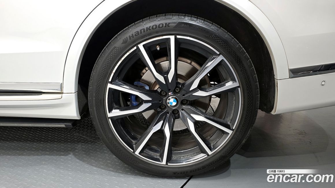 BMW X7 2022