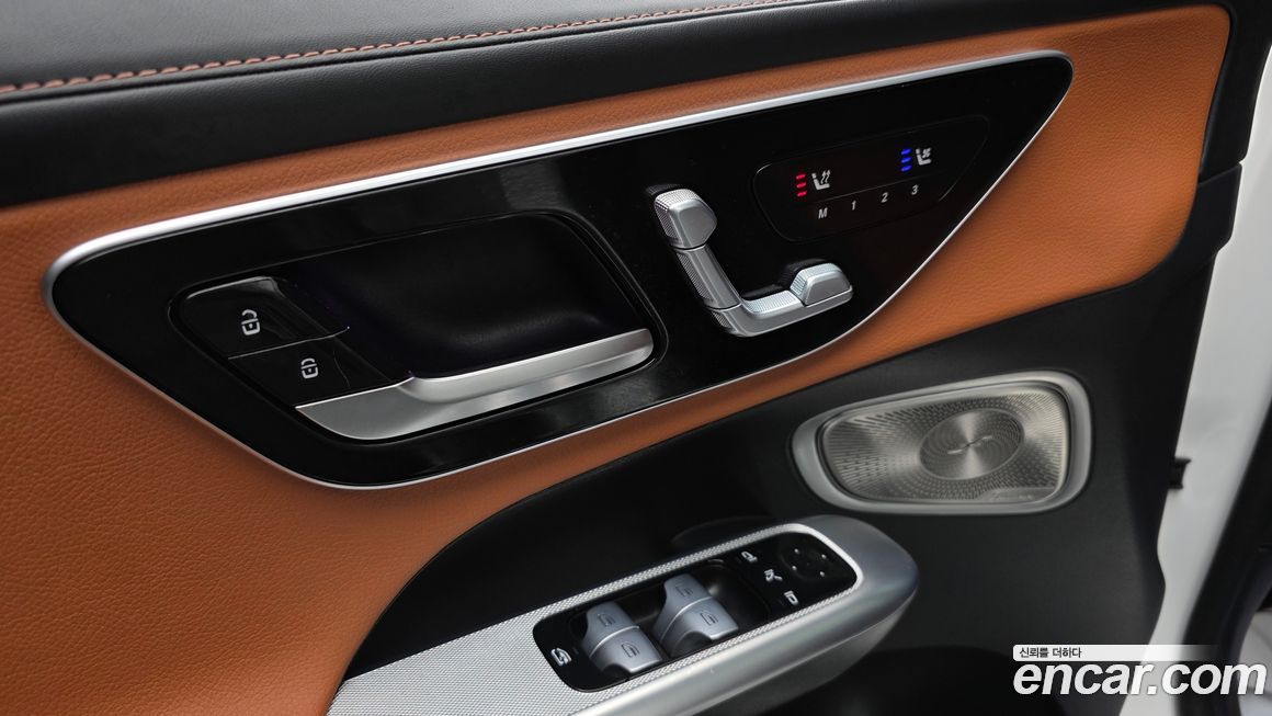 Mercedes-Benz GLC-Class 2024