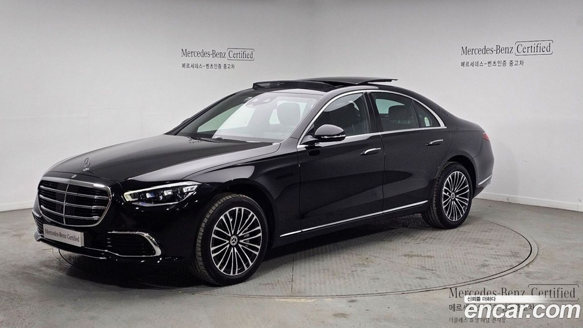 Mercedes-Benz S-Class 2025