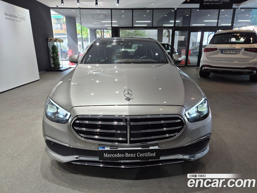 Mercedes-Benz E-Class 2023