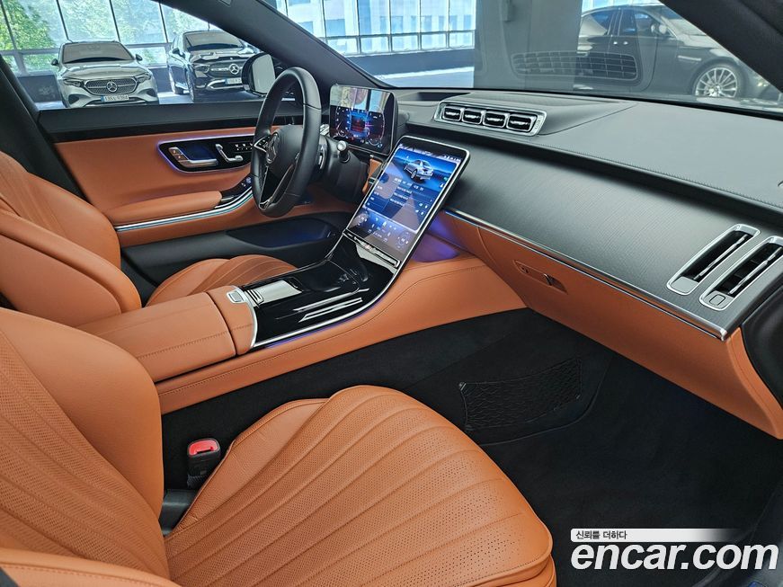 Mercedes-Benz S-Class 2025