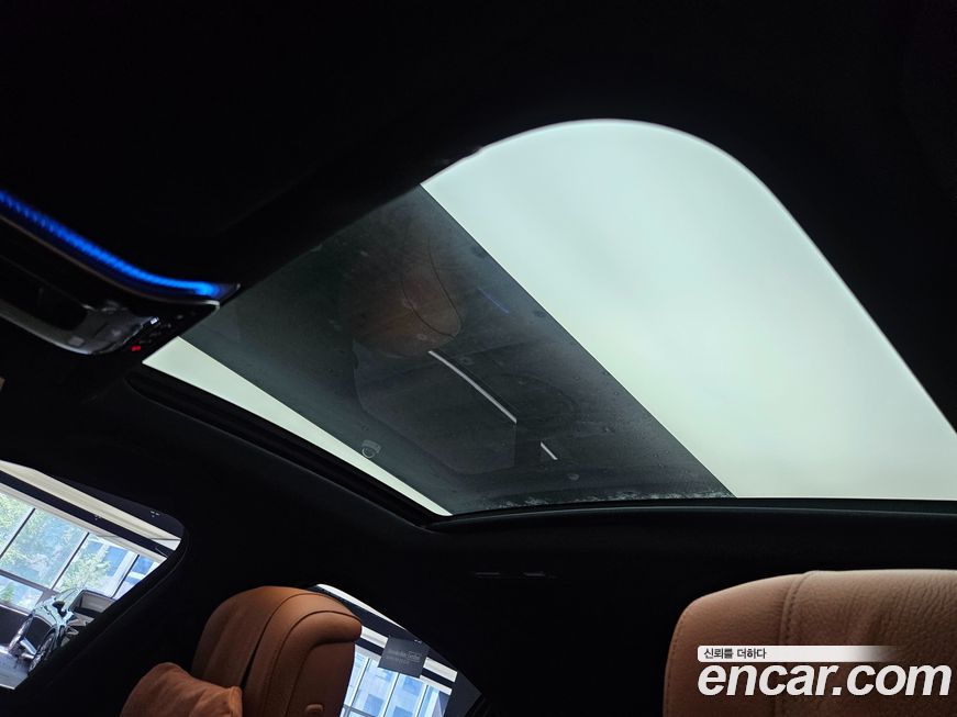 Mercedes-Benz S-Class 2025