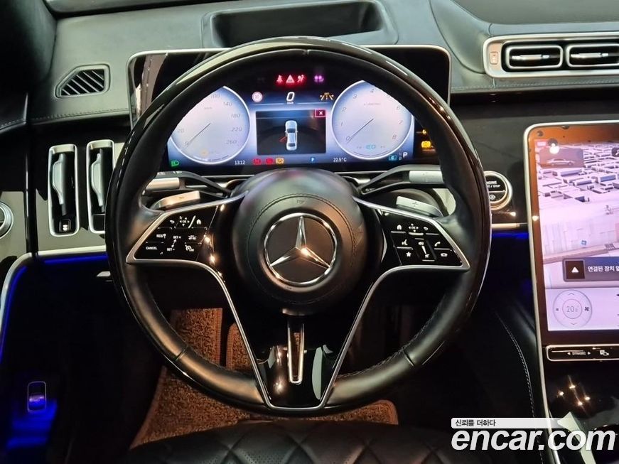 Mercedes-Benz S-Class 2021