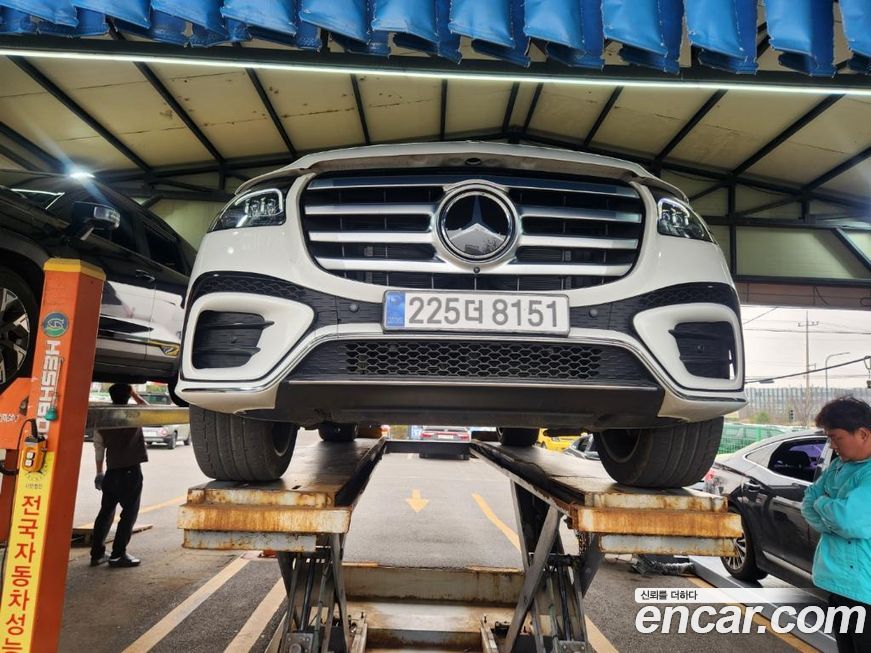 Mercedes-Benz GLS-Class 2025