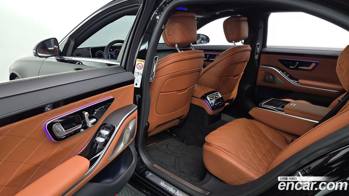Mercedes-Benz S-Class 2023
