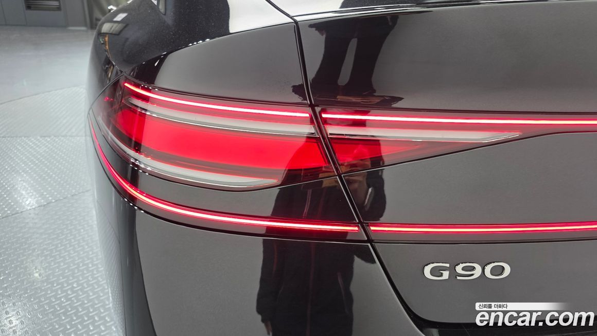 Genesis G90 2023