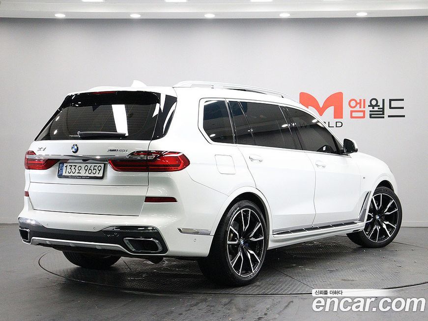 BMW X7 2022