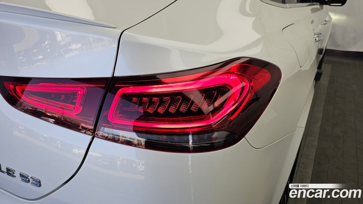 Mercedes-Benz GLE-Class 2023