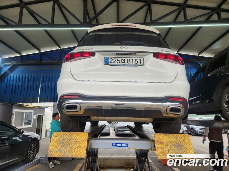 Mercedes-Benz GLS-Class 2025