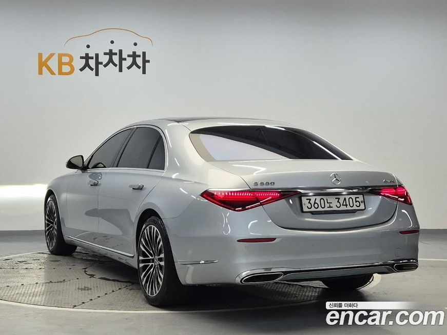 Mercedes-Benz S-Class 2021