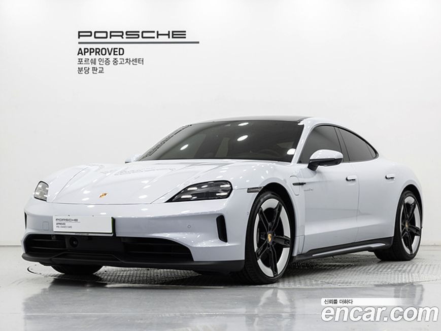 Porsche Taycan 2025