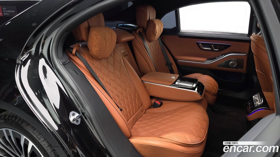 Mercedes-Benz S-Class 2023