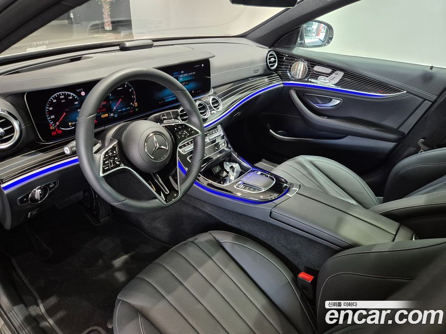 Mercedes-Benz E-Class 2023