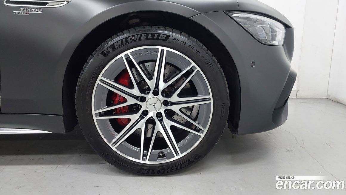 Mercedes-Benz AMG GT 2024