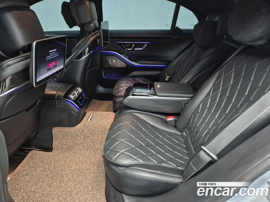 Mercedes-Benz S-Class 2021