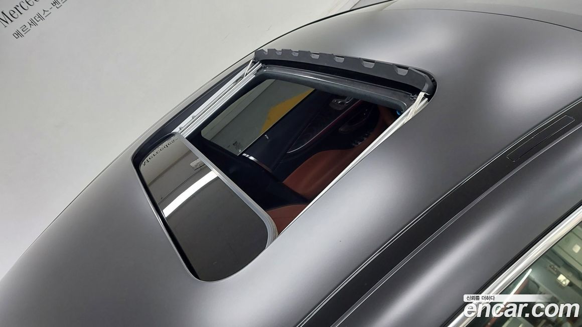 Mercedes-Benz AMG GT 2024