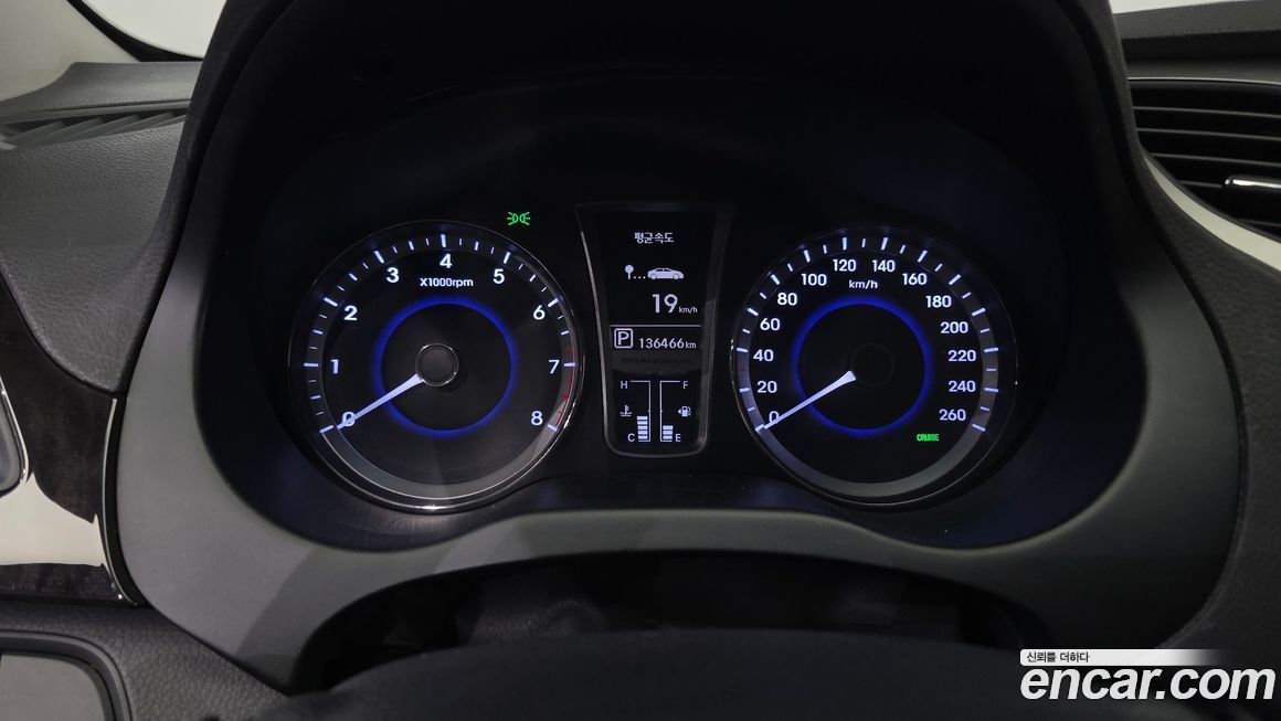 Hyundai Grandeur 2012