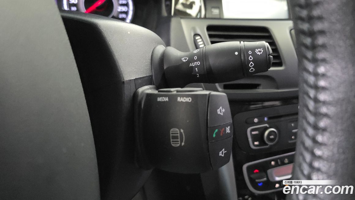 Renault-KoreaSamsung SM5  2015