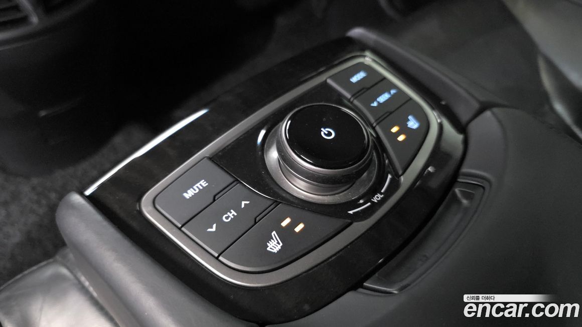 Hyundai Grandeur 2012