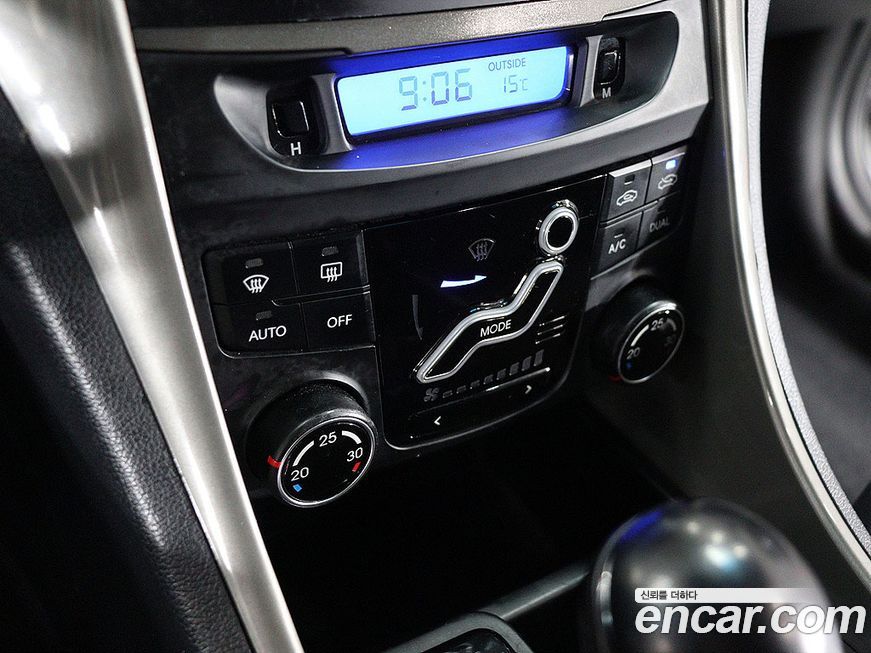 Hyundai Sonata 2010