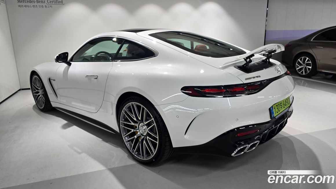 Mercedes-Benz AMG GT 2025