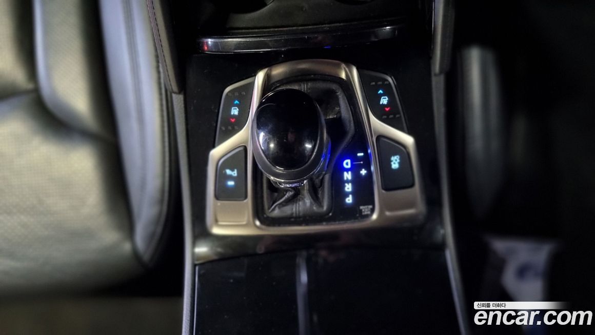 Hyundai Grandeur 2012