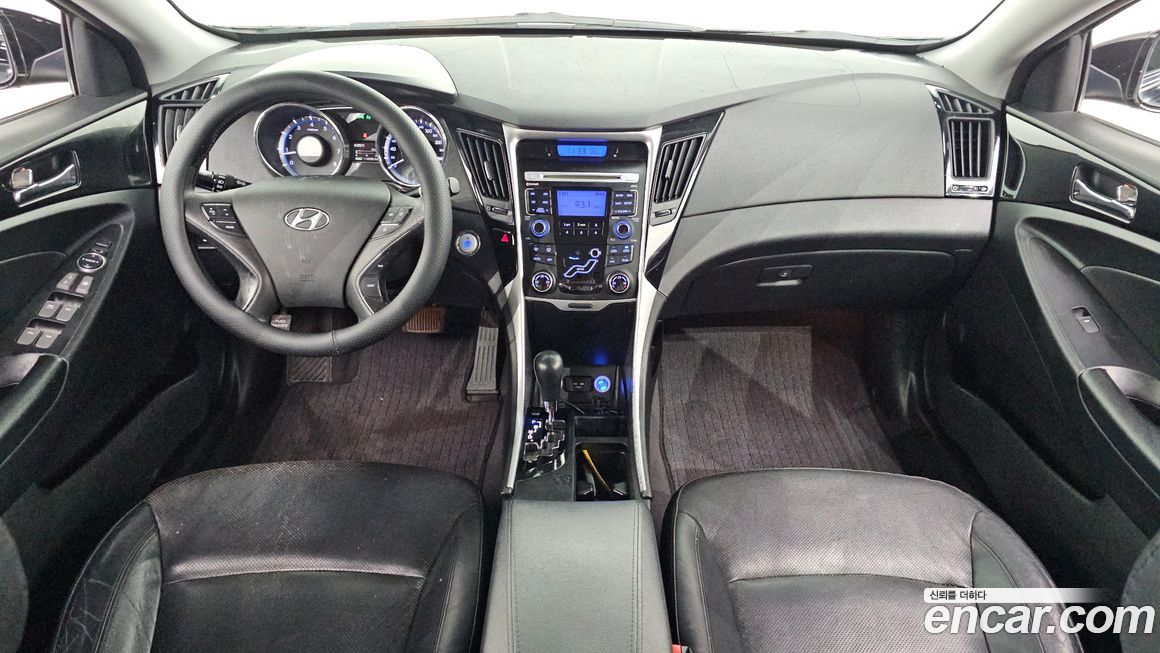 Hyundai Sonata 2010