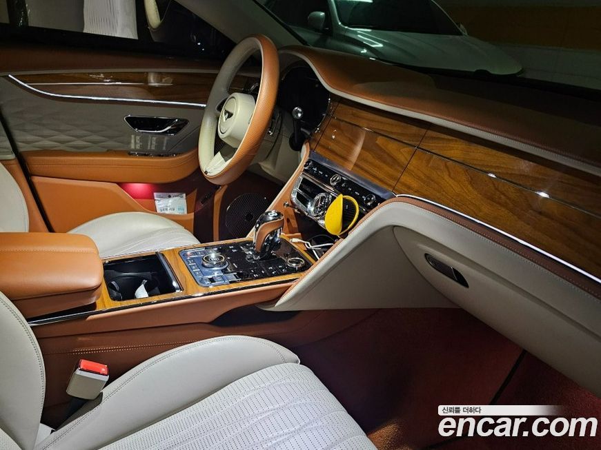 Bentley Flying Spur 2022