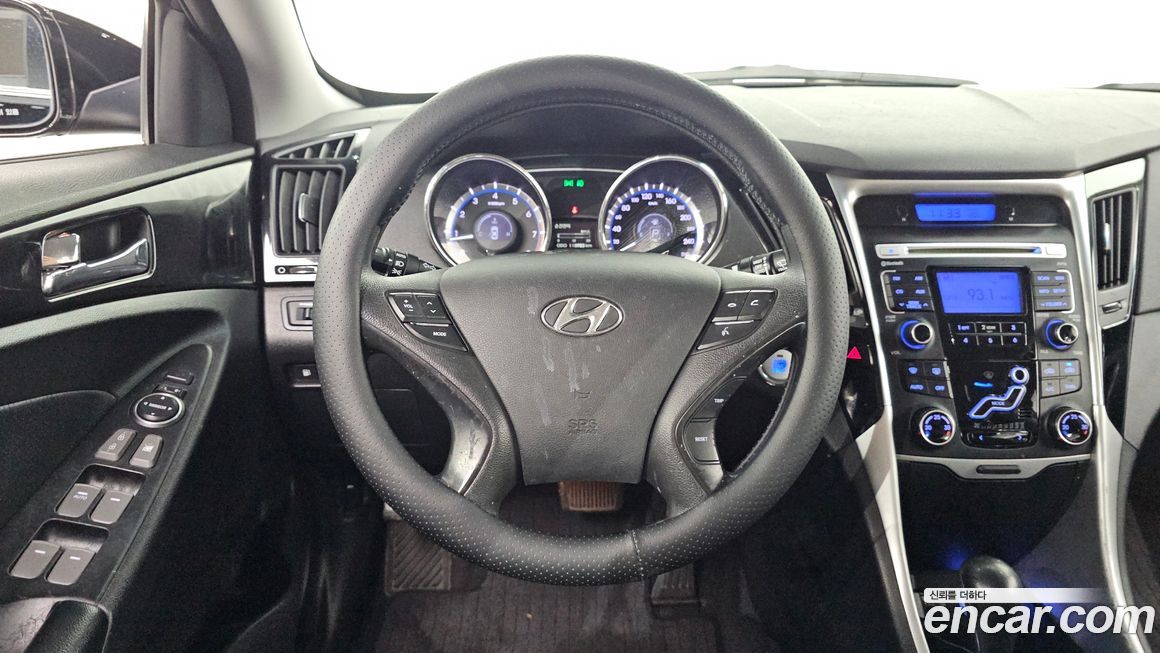 Hyundai Sonata 2010